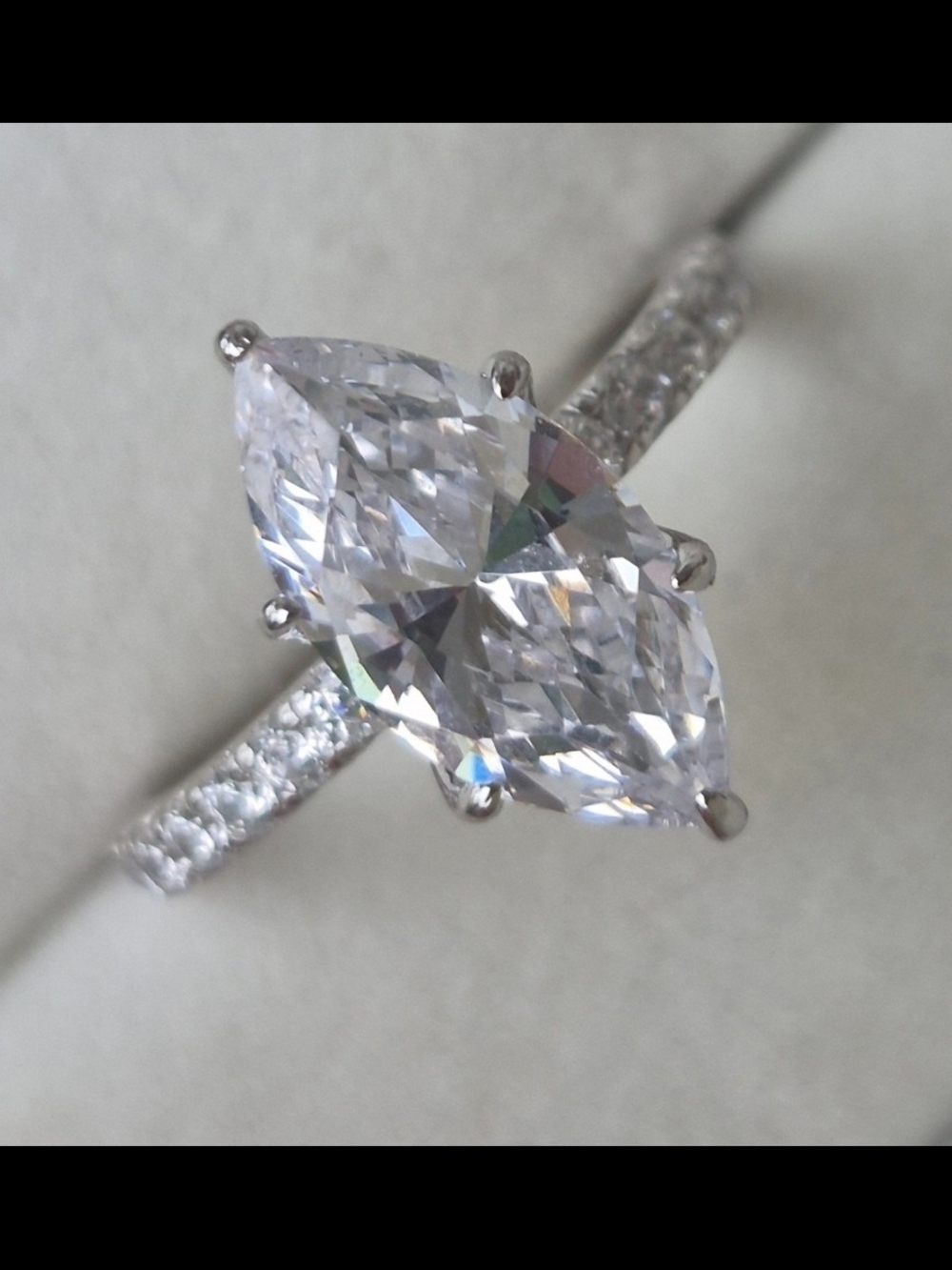 VVS1 4.26 CT* Marquise-cut Moissanite Ring Pavé accents Size 7 US *